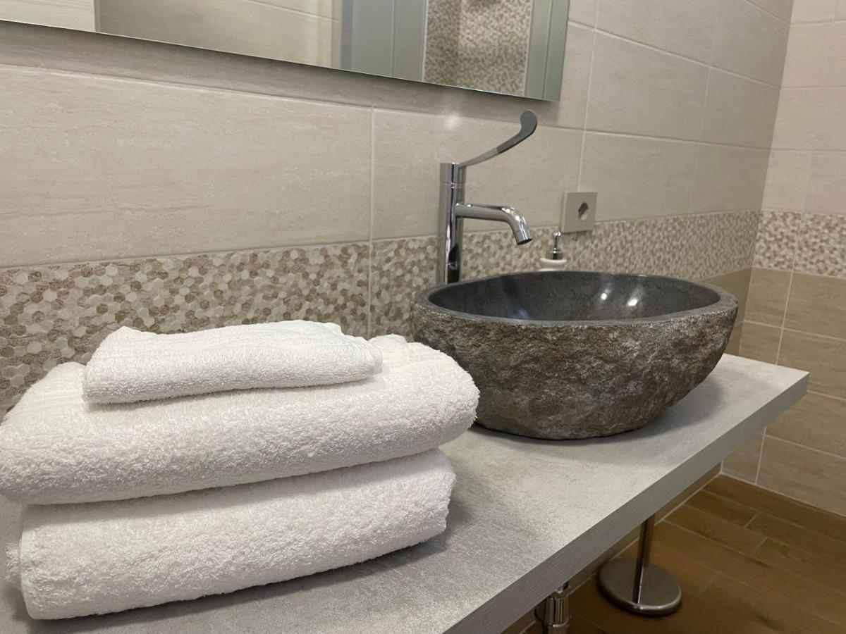 Villoresi Rooms Castano Primo Luaran gambar