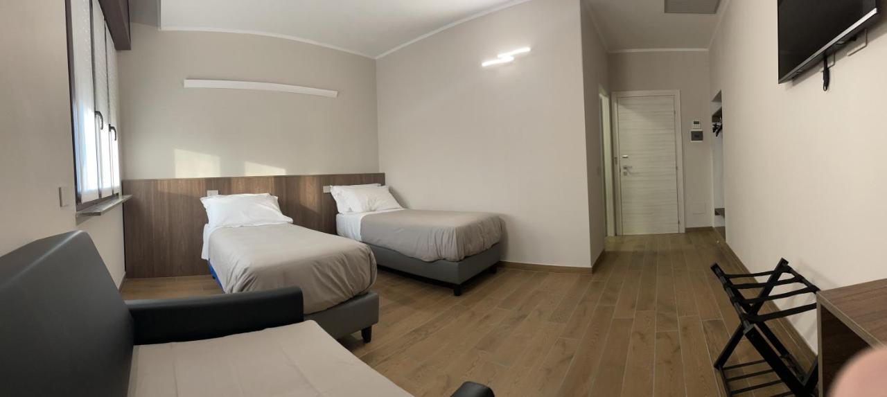 Villoresi Rooms Castano Primo Luaran gambar