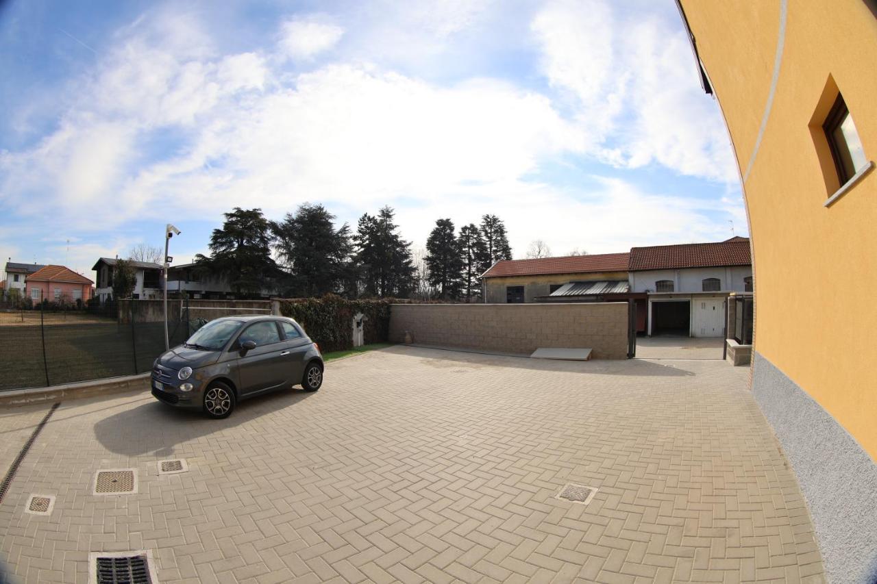 Villoresi Rooms Castano Primo Luaran gambar