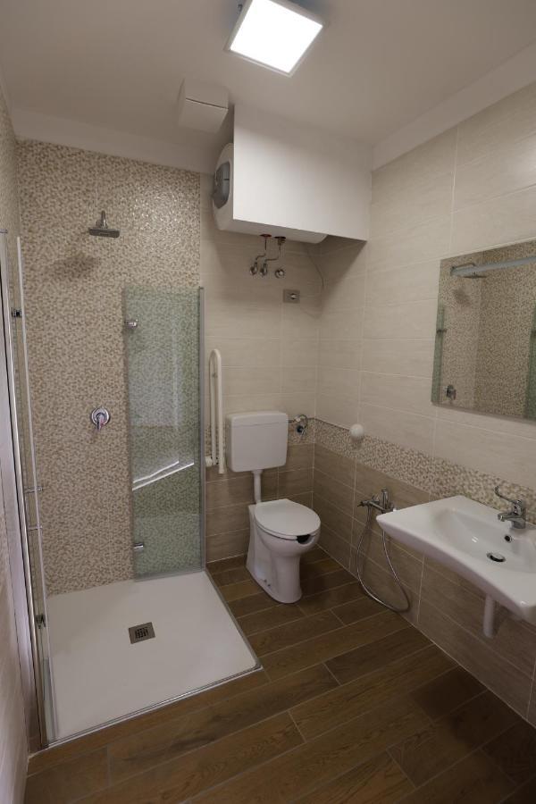 Villoresi Rooms Castano Primo Luaran gambar
