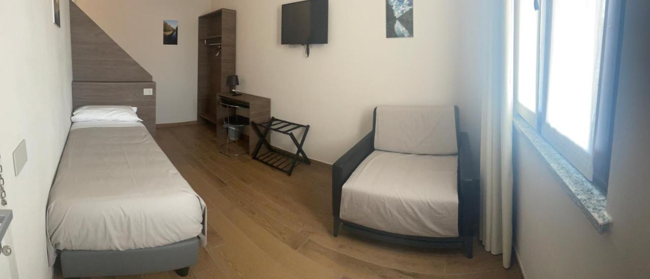 Villoresi Rooms Castano Primo Luaran gambar