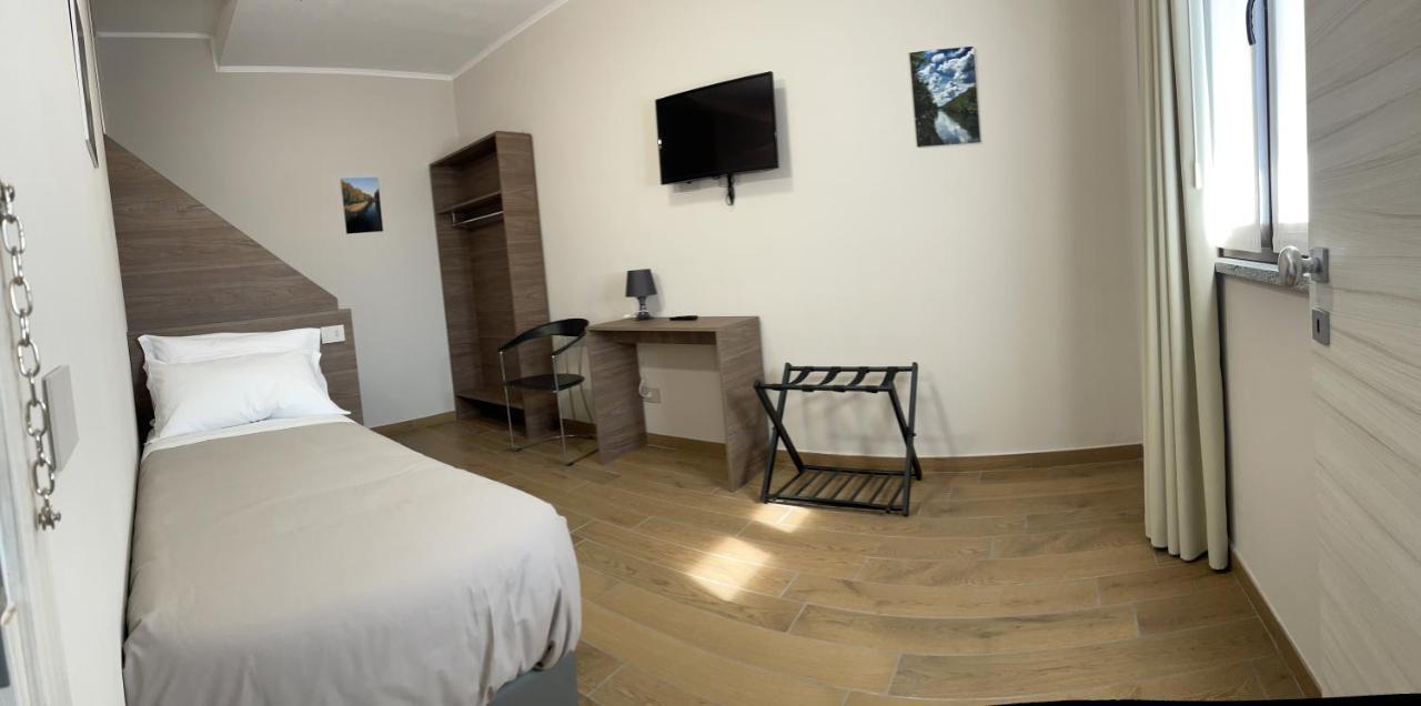 Villoresi Rooms Castano Primo Luaran gambar